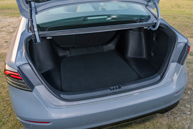 473L를 제공하는 트렁크. 혼다 제공